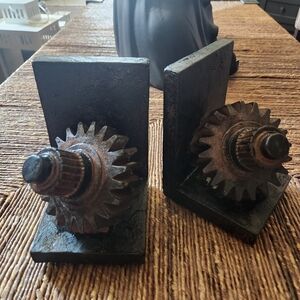 Industrial Gear Bookends